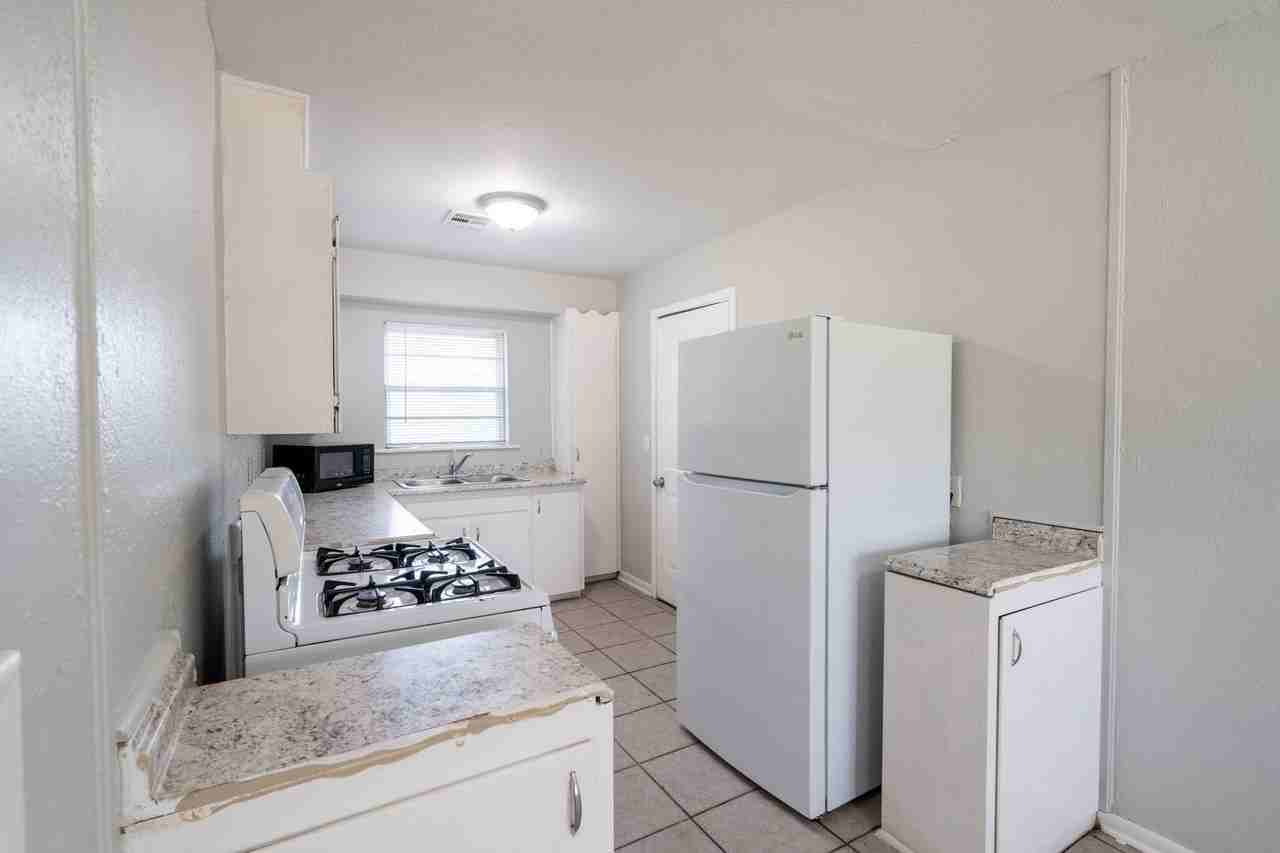 230 E 51st Pl N - Photo 6 of 11