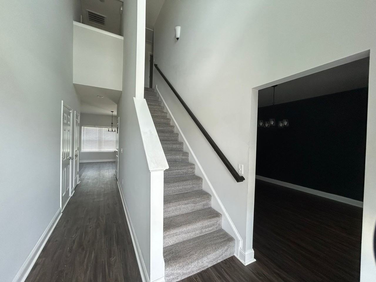394 Rutledge Dr - Photo 4 of 22