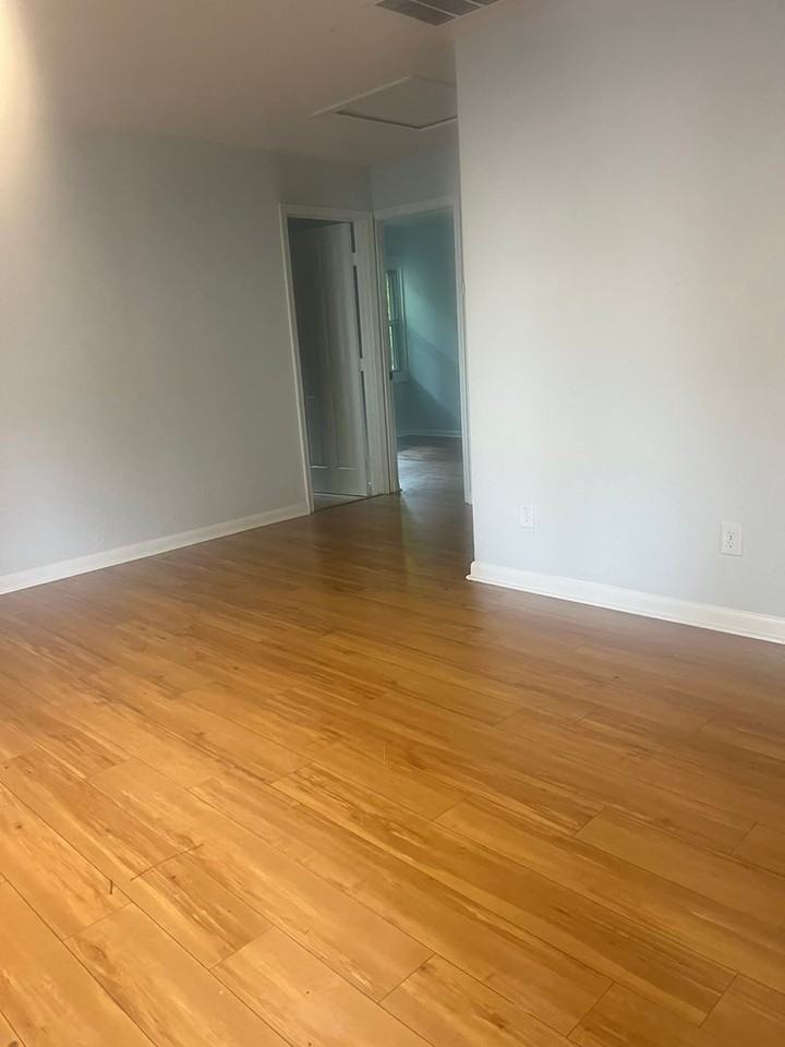 535 Ashlawn Dr - Photo 2 of 8