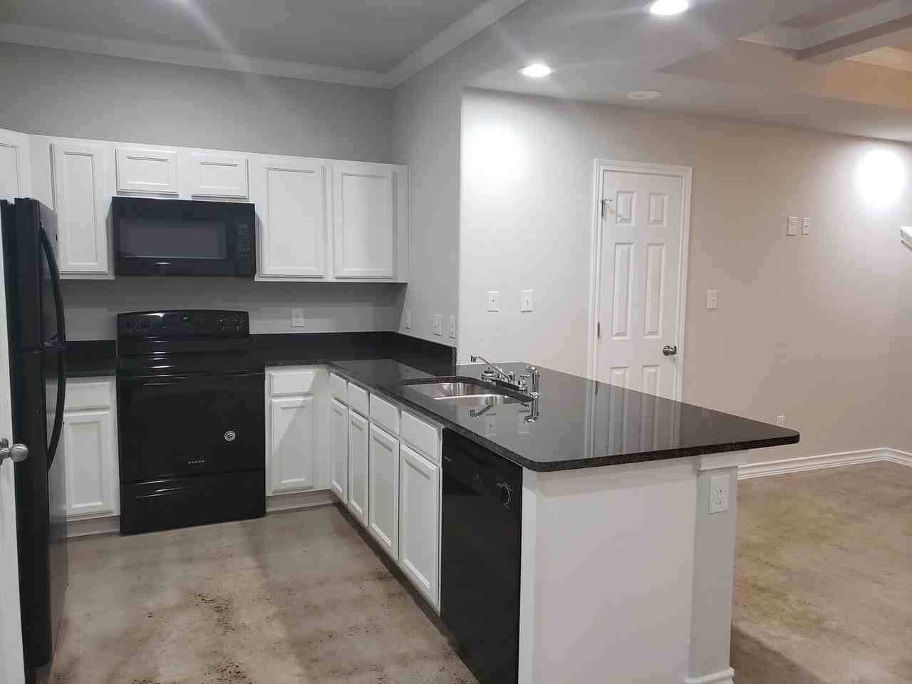 16901 Showdown Path #3 - Photo 4 of 15