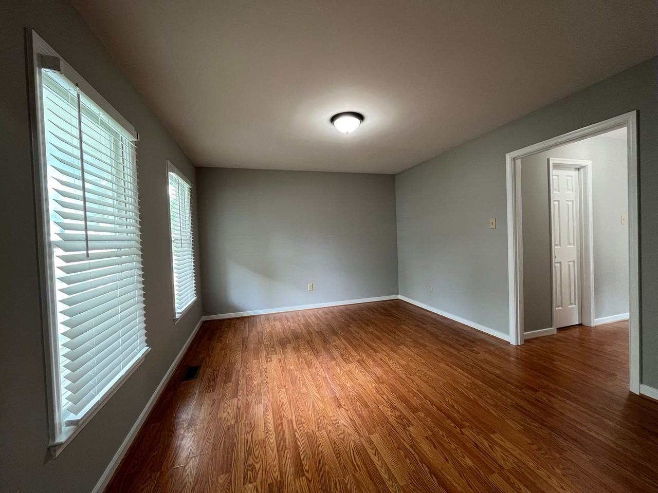 2313 Old Coach Ct - Photo 5 of 25