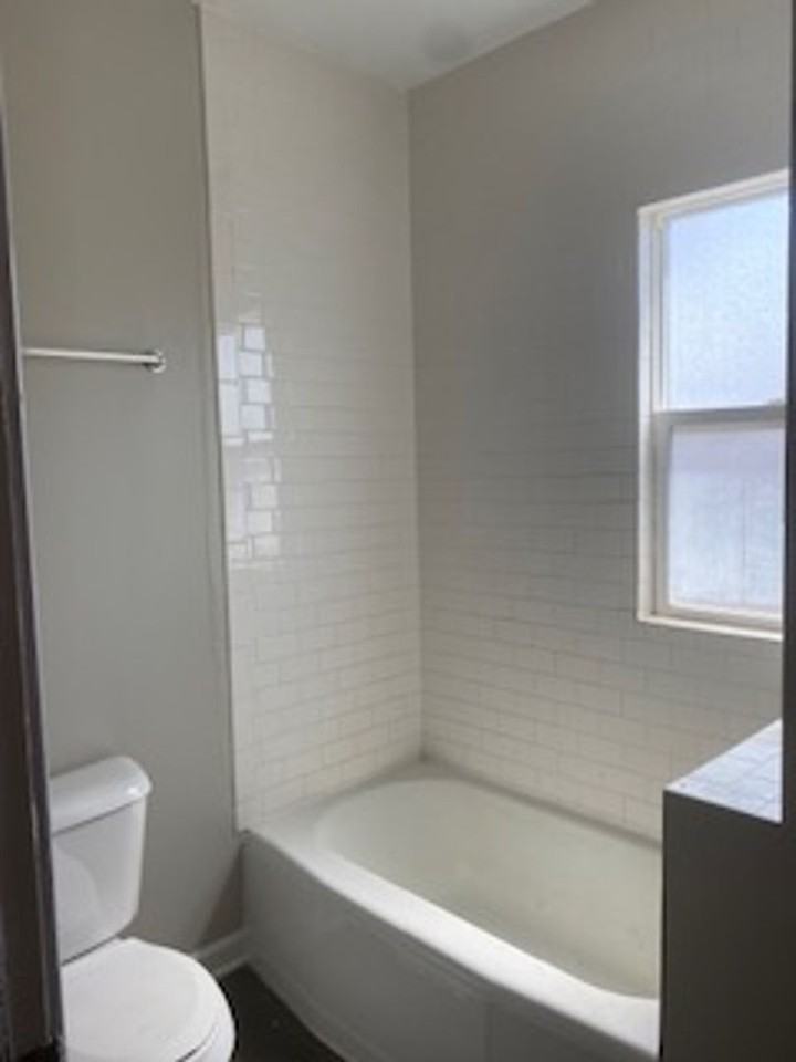 408 Western - Photo 3 of 9