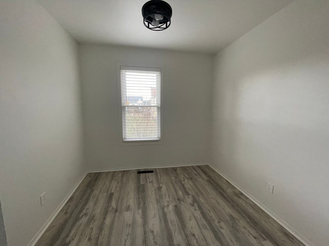 2120-22 N 1st St - Photo 6 of 12