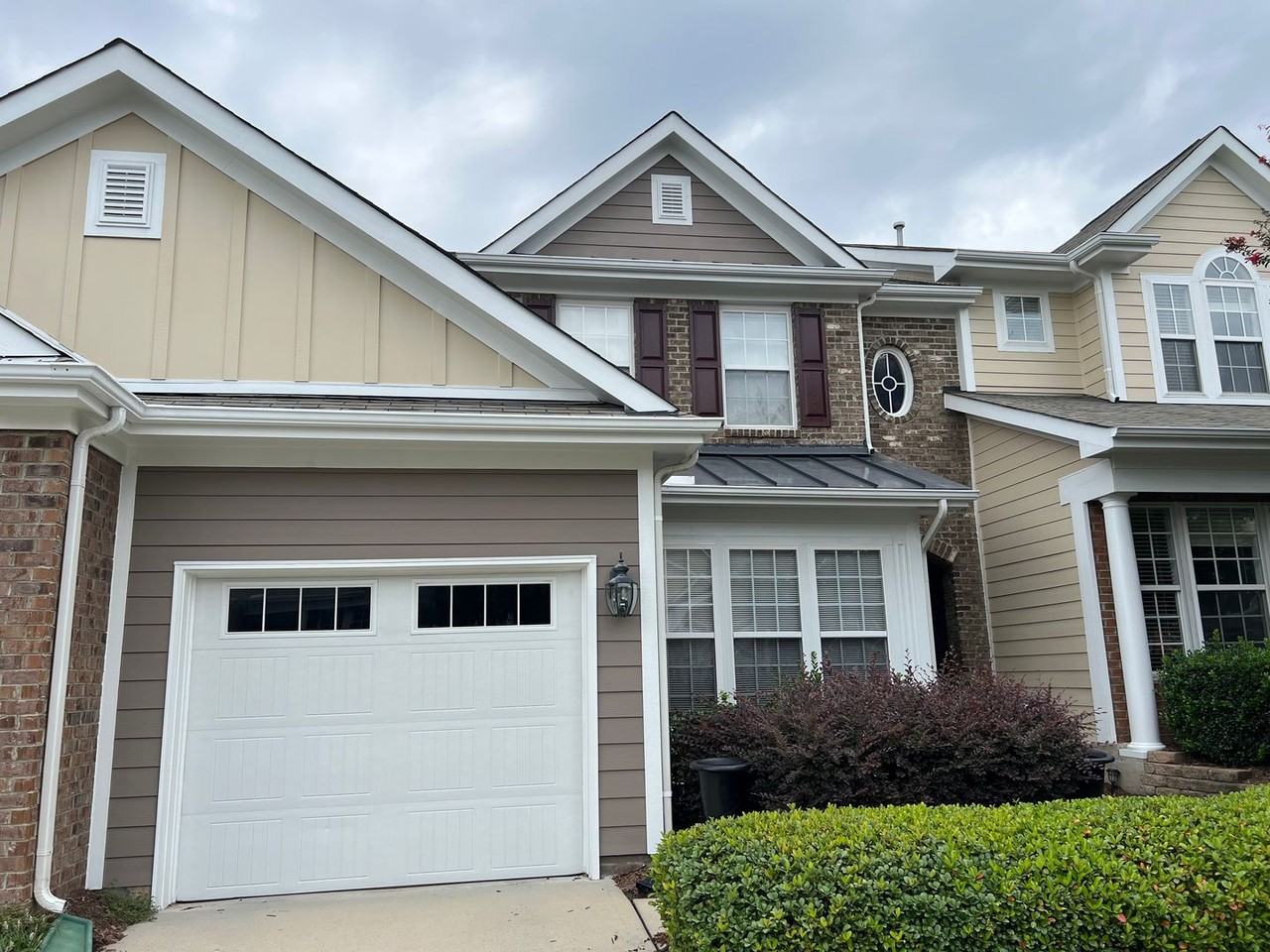 10117 Falls Meadow Ct - Photo 2 of 35