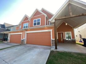17612 Hampton Park Dr #B - Photo 1 of 1