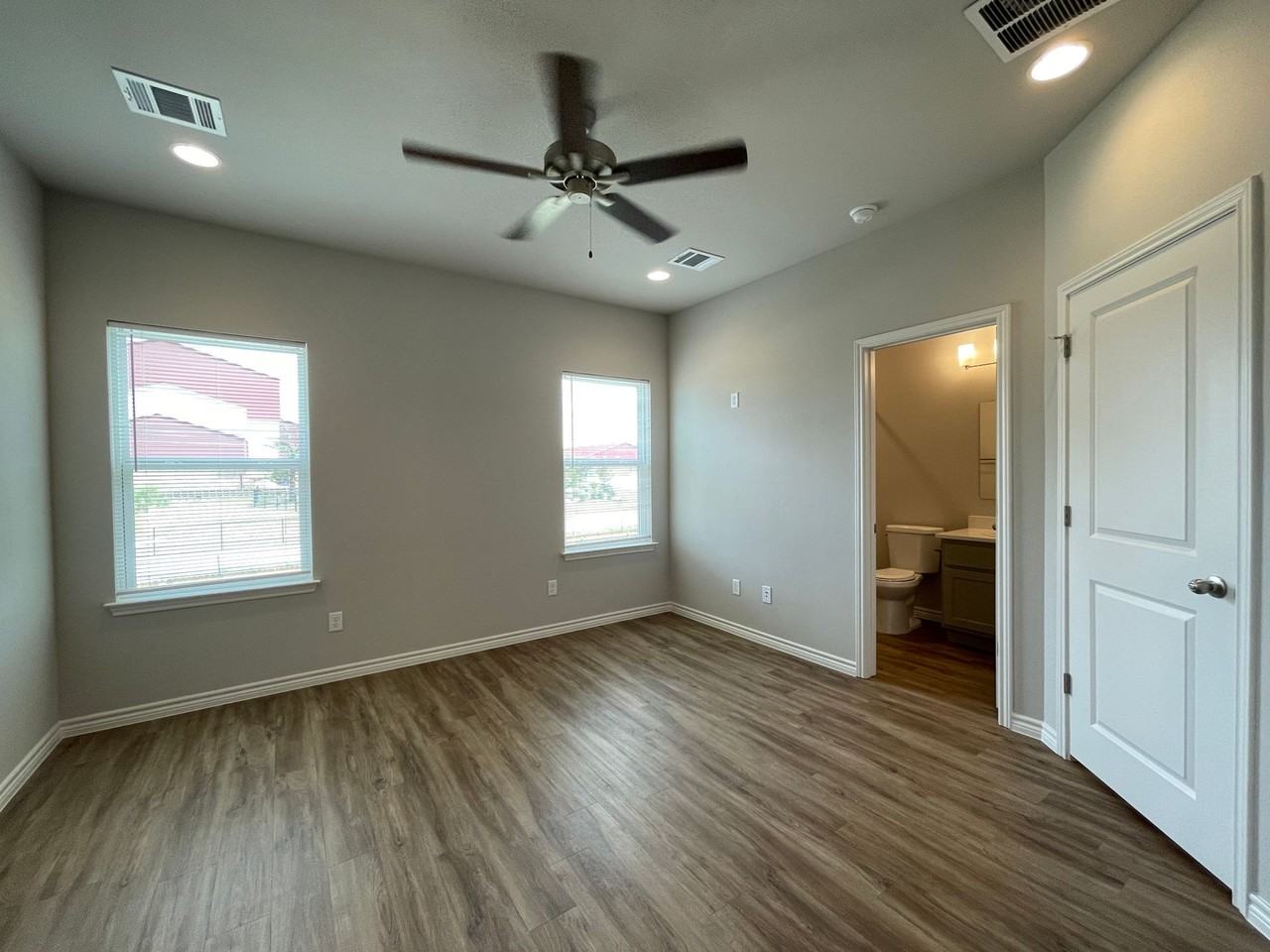 115 Peruna Dr - Photo 6 of 31