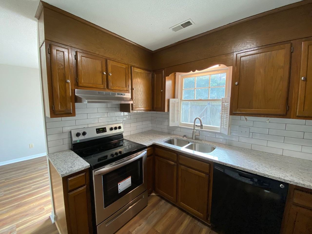 503 Culpepper Court Northwest - Photo 3 of 21