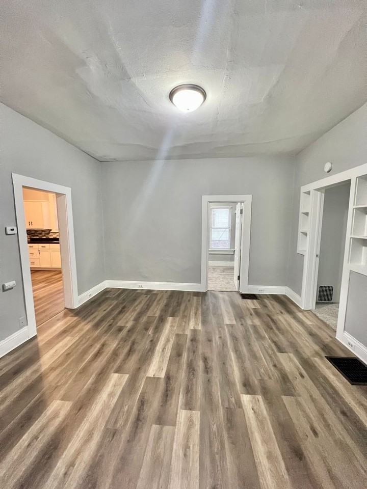 1409 High St - Photo 3 of 22