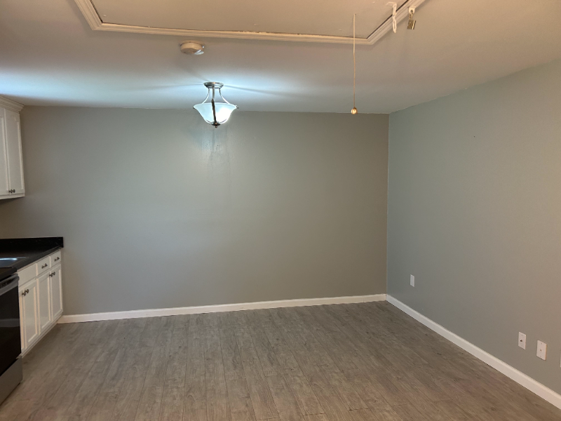 577 N Britton Ave #1 - Photo 3 of 6