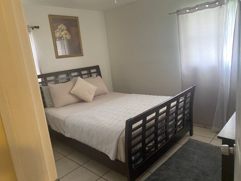 2522 Stratford Dr - Photo 2 of 14