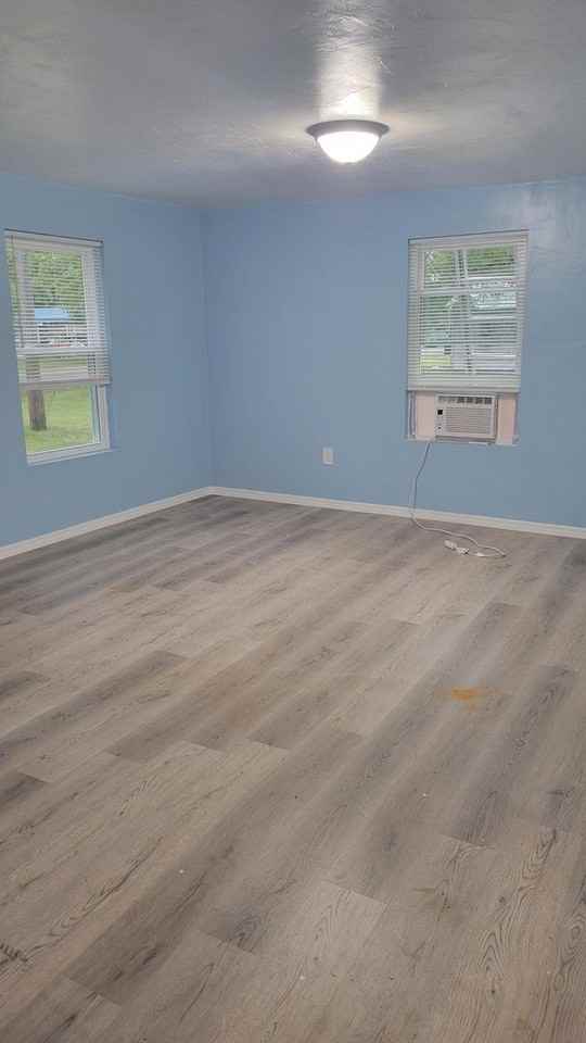 2226 Cleveland Ave - Photo 3 of 10