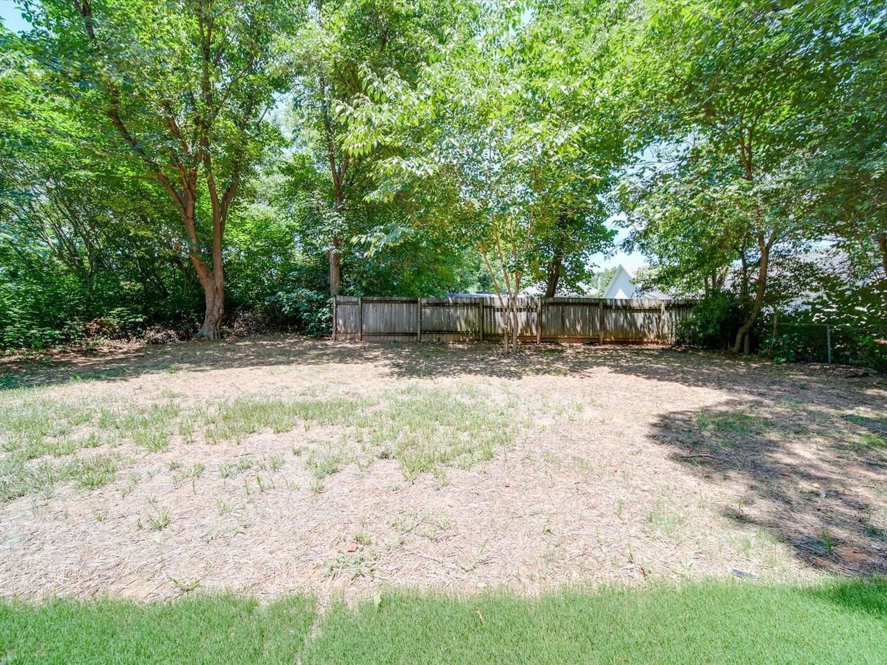 1012 Wood St - Photo 5 of 50