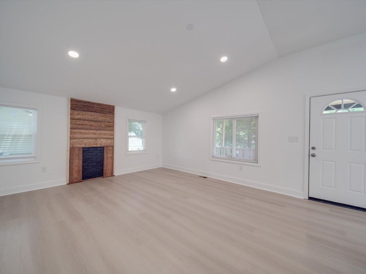 1012 Wood St - Photo 7 of 50