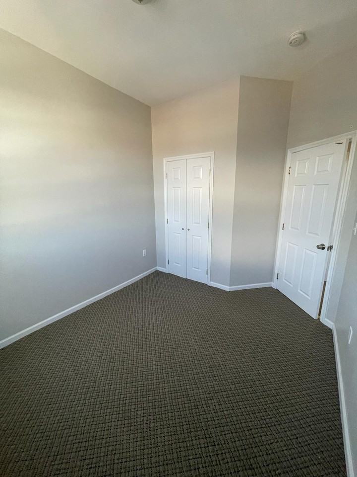 11438 Sutphin Blvd #2F - Photo 3 of 11