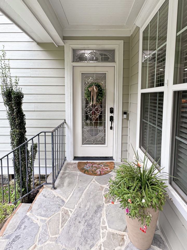 93 Falconridge Dr #NA - Photo 5 of 50