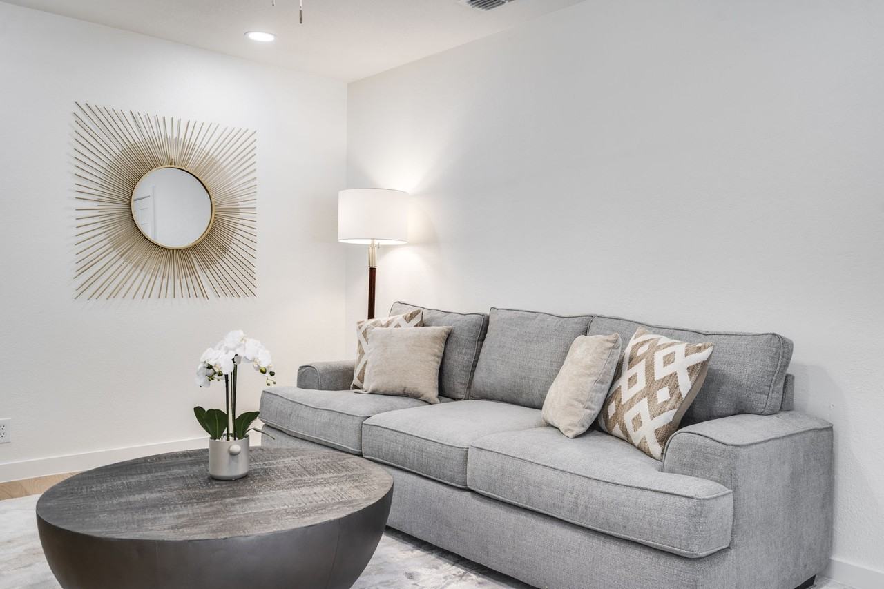 6503 Ravendale Ln #NA - Photo 4 of 26