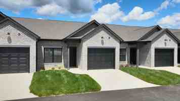 featured image of 915 Suncrest Dr #0