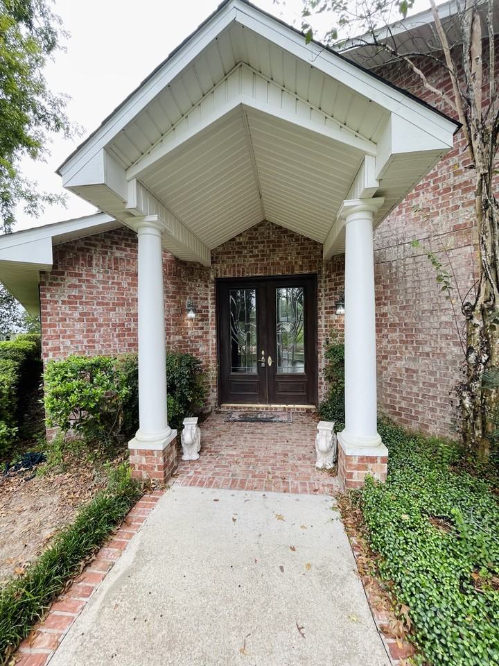 310 Elephant Walk Blvd #NA - Photo 2 of 20