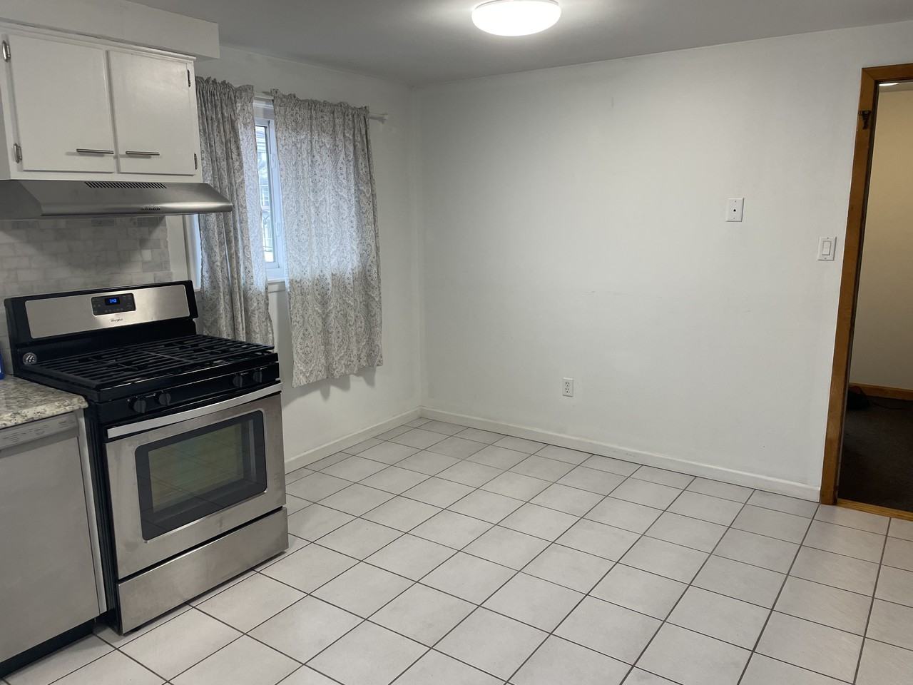115 Klinger Ave - Photo 4 of 5