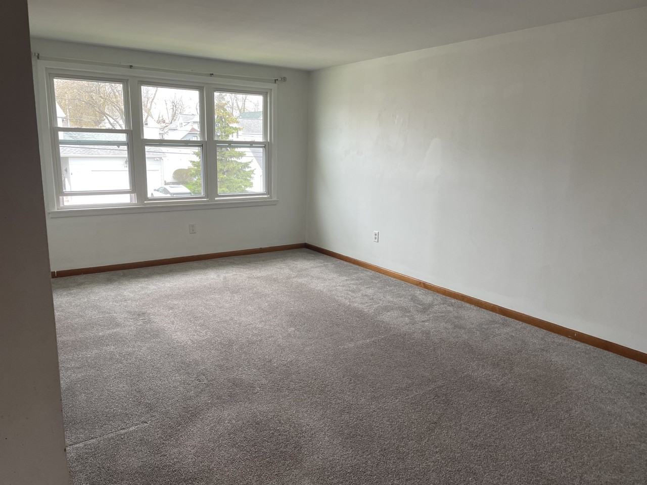 115 Klinger Ave - Photo 5 of 5
