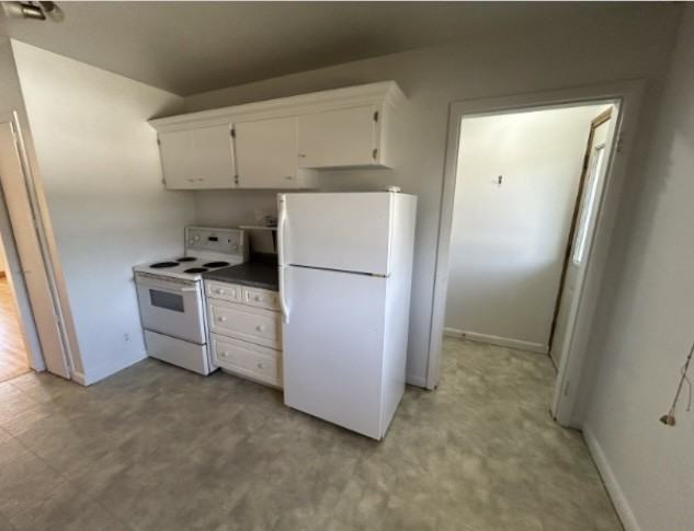 3707 Sarcee Road Southwest #Main - Photo 3 of 14