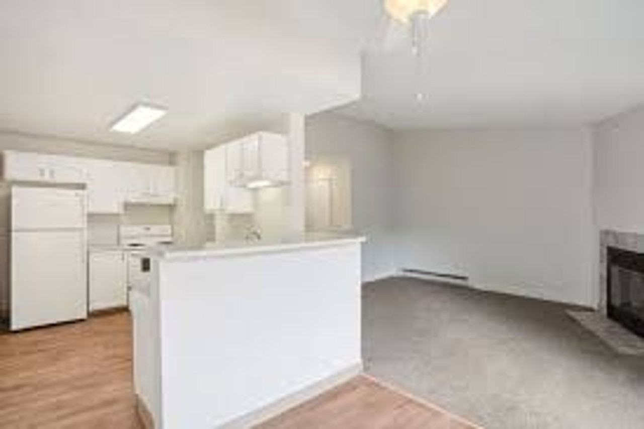 Hillview Apartments - Photo 5 of 50