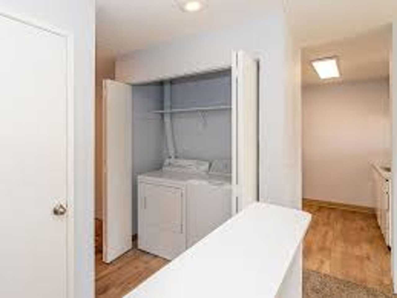 Hillview Apartments - Photo 7 of 50