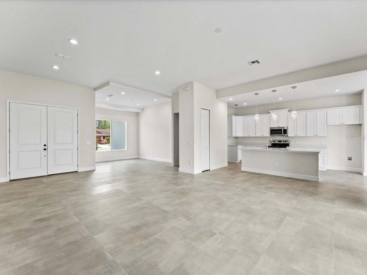 14518 Bray Rd - Photo 3 of 13