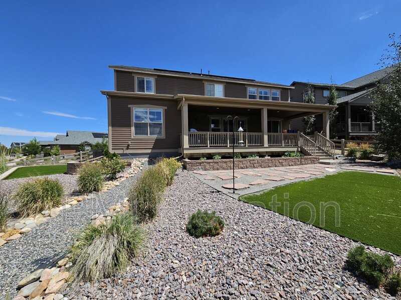 8190 St Vrain Ave - Photo 2 of 17