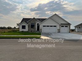 featured image of 5694 Eaglewood Dr