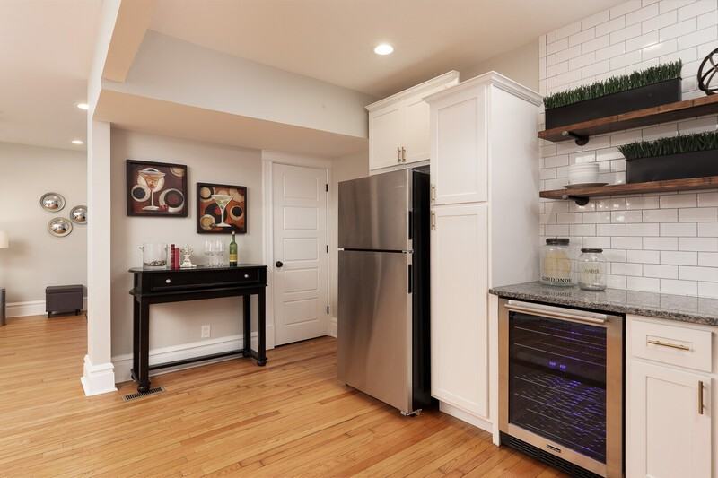 4325 Lafayette Ave #4325A - Photo 3 of 13
