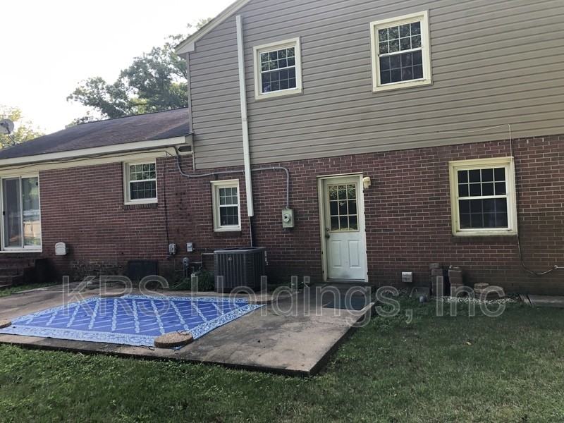 311 Ronald Dr - Photo 3 of 20