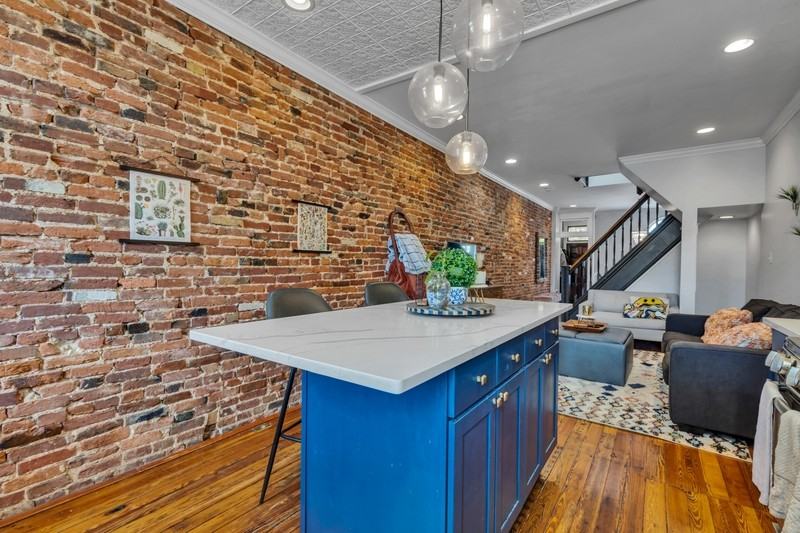 1448 Patapsco St - Photo 6 of 23