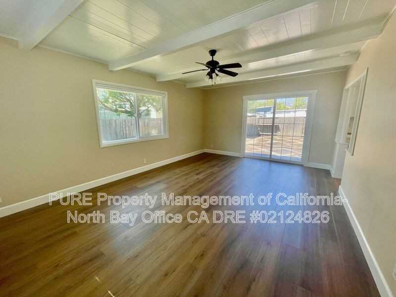 1521 E Madison St - Photo 7 of 18