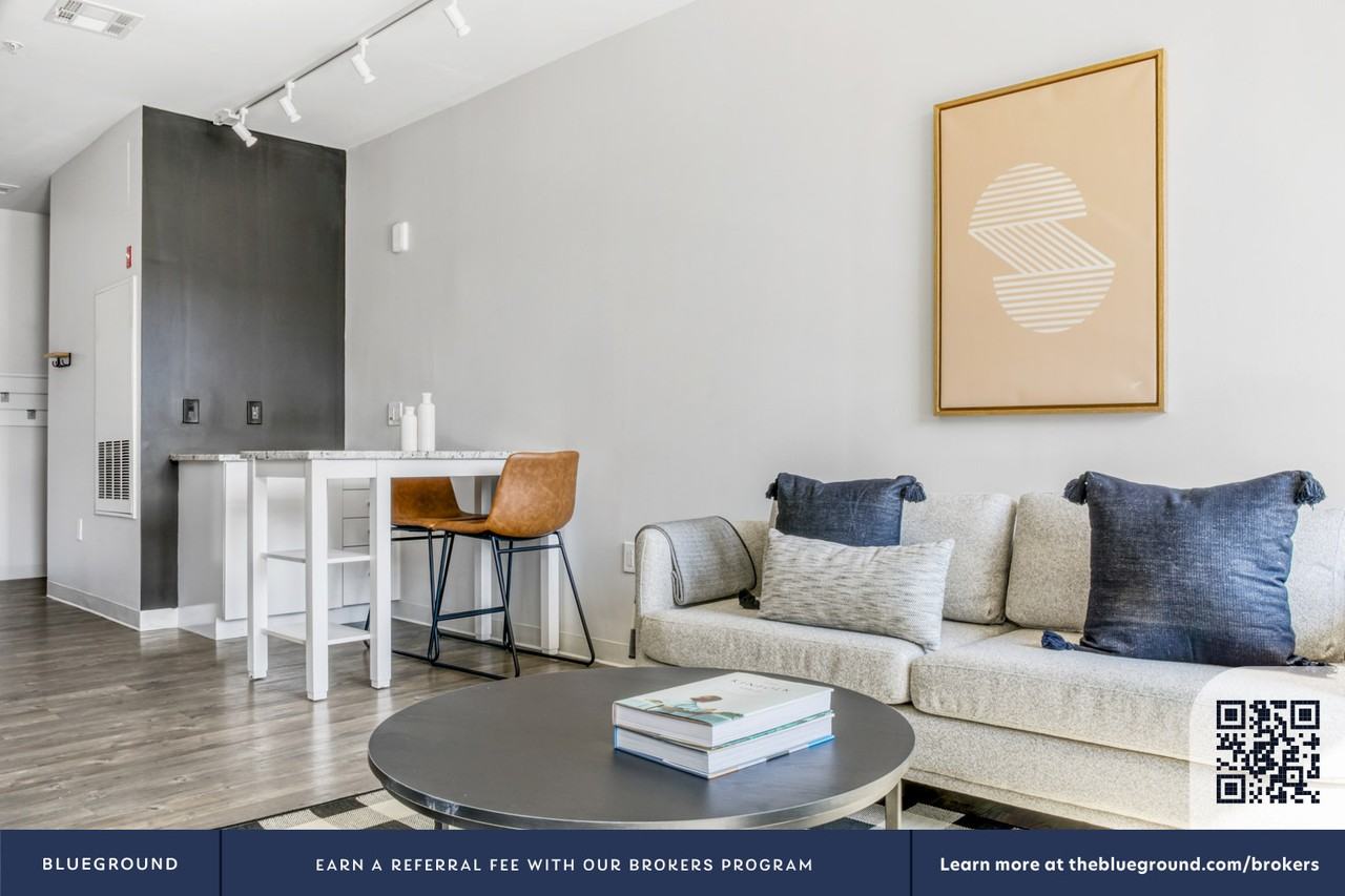 2 Leighton Street - Photo 5 of 24