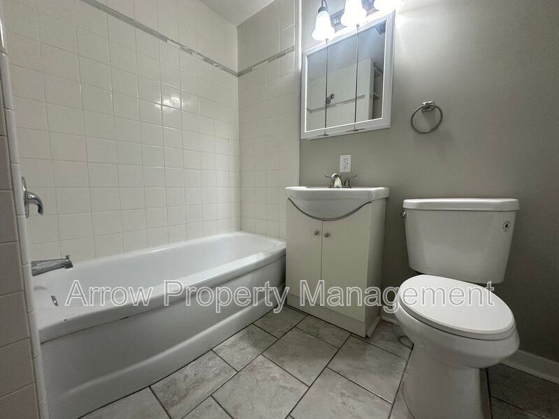 626 N 23rd St - Photo 6 of 12