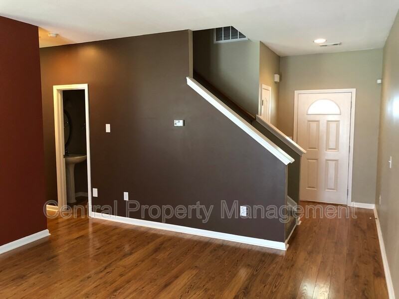 547 Clairidge Dr - Photo 4 of 27