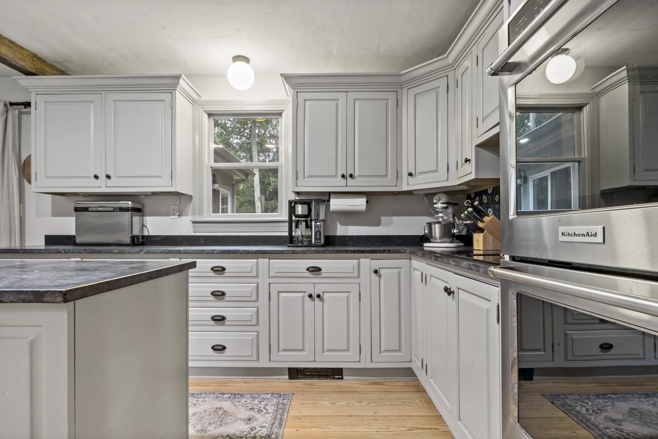 172 Estelle Dr #HOME - Photo 2 of 40