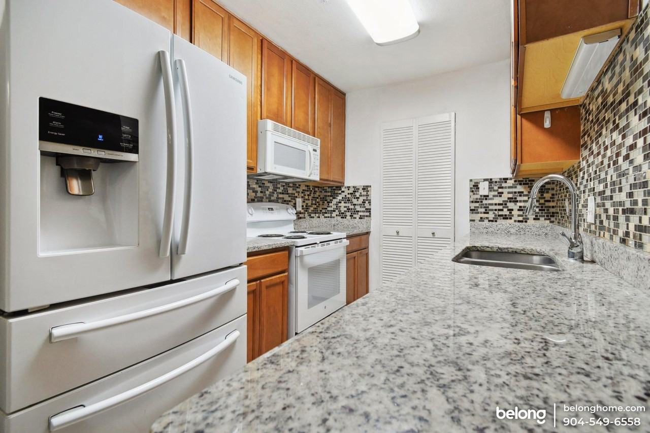 4317 Plaza Gate Ln S #202 - Photo 2 of 25