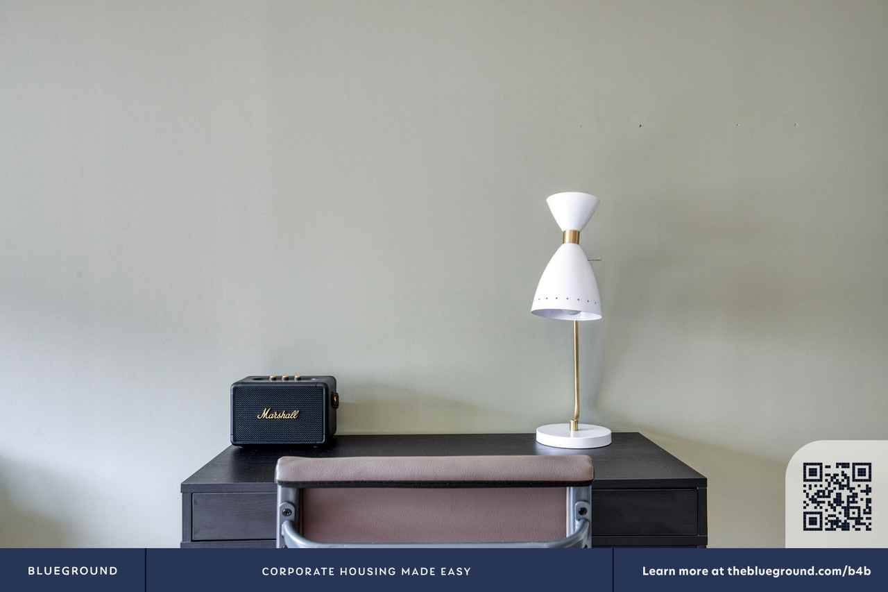 5405 Tuckerman Lane - Photo 6 of 41