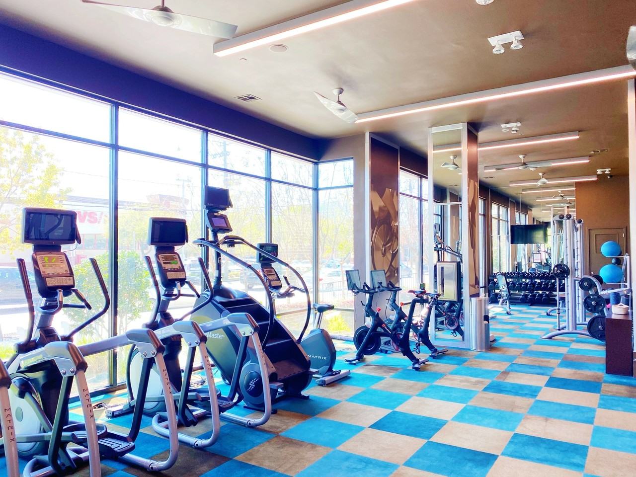 Pearl Washington - Photo 4 of 47