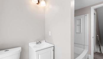 featured image of 420 Walnut Street #1B