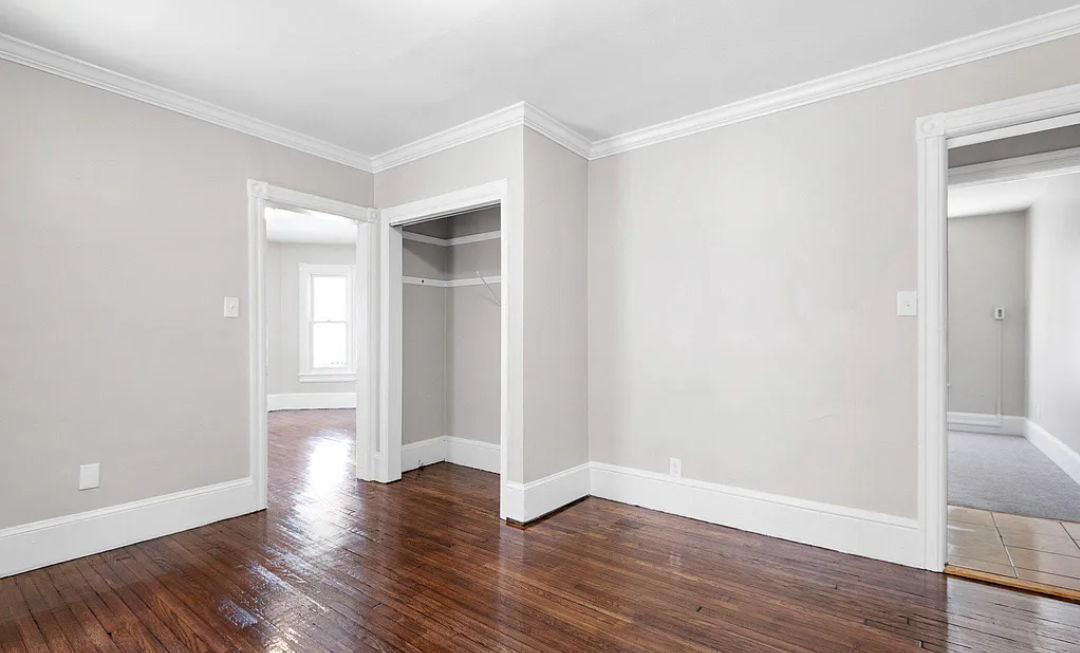 420 Walnut Street #1B - Photo 4 of 6