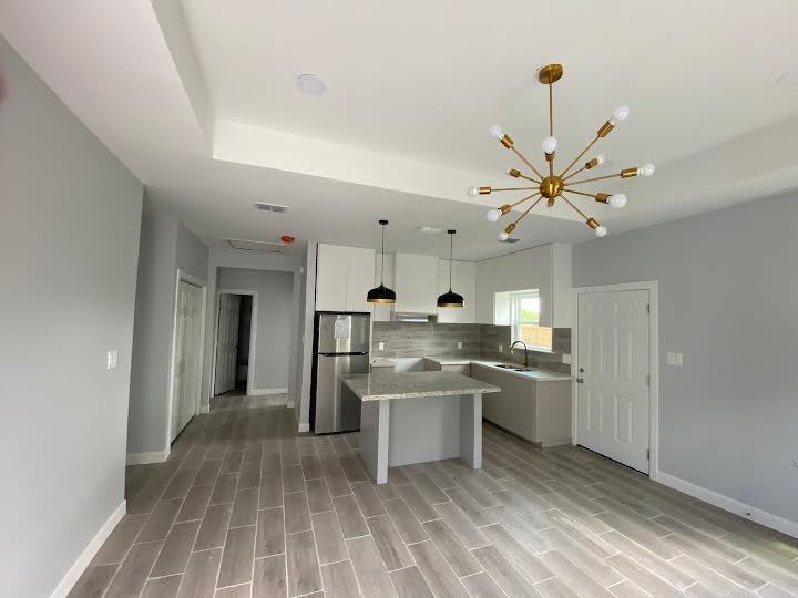 825 S Missouri St #1 - Photo 2 of 7