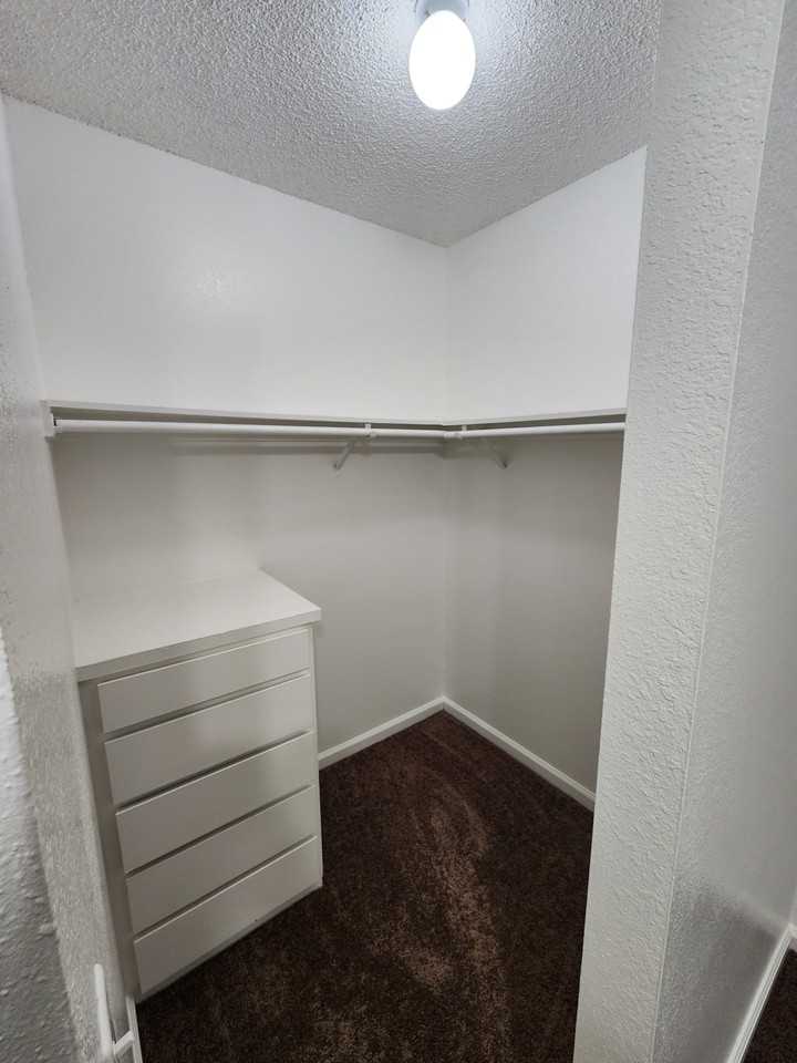 5301 Lennox Avenue #LOFT - Photo 2 of 5