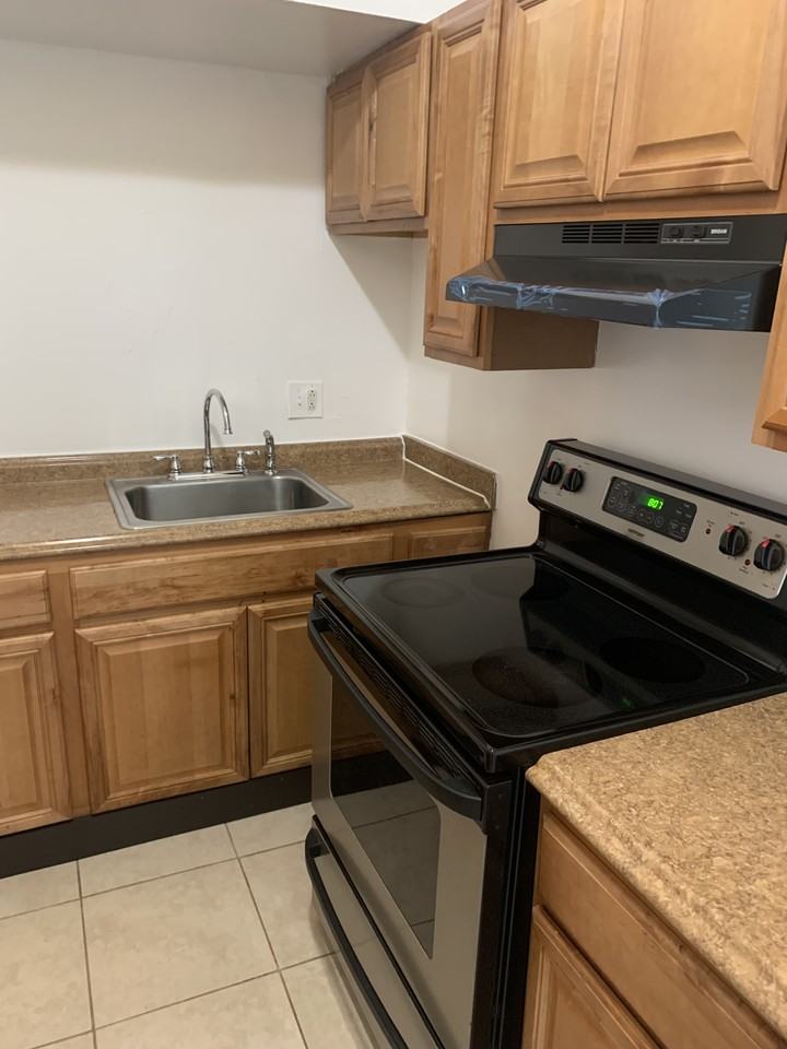 733 Cypress Dr #1 - Photo 2 of 14