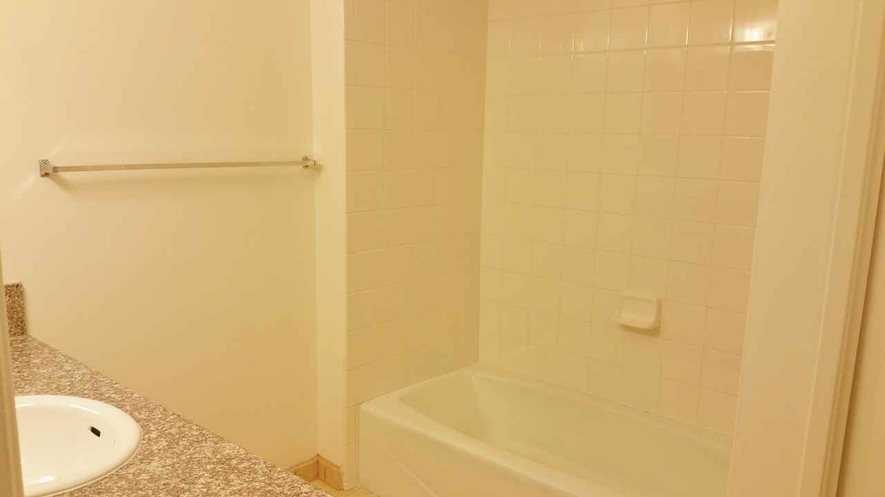 7032 Ming Ave #AE - Photo 5 of 8