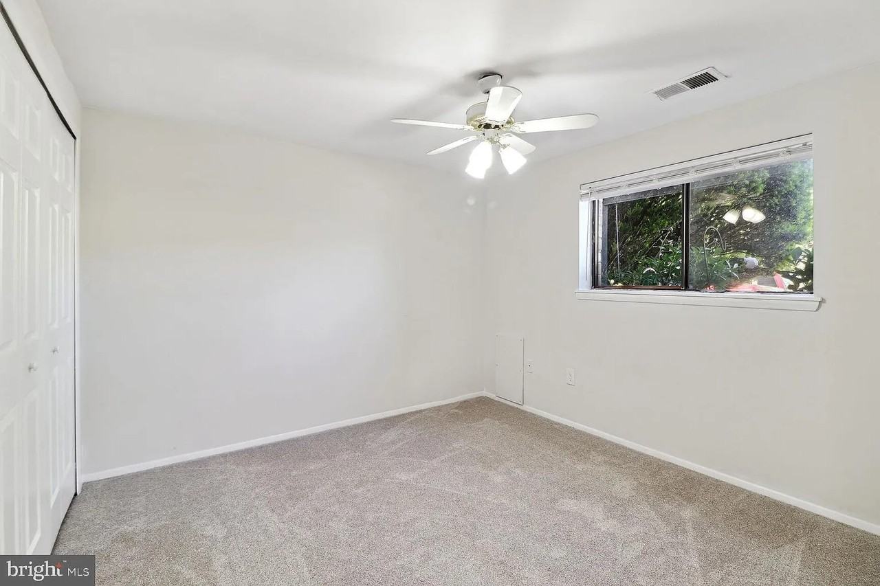 7035 Knighthood Ln - Photo 3 of 17