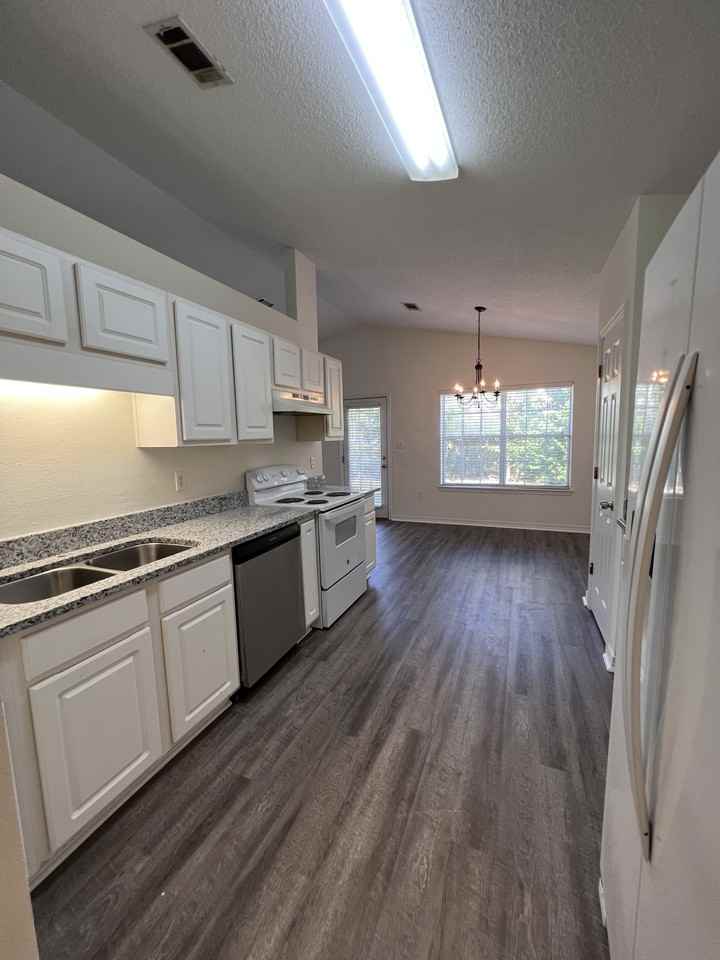 4641 Sunsail Cir #NA - Photo 2 of 15