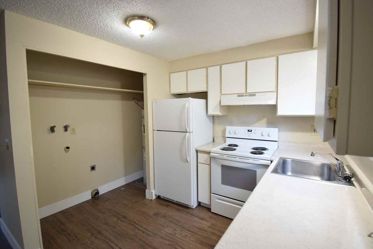 1926 Sw Hume Ct - Photo 3 of 12